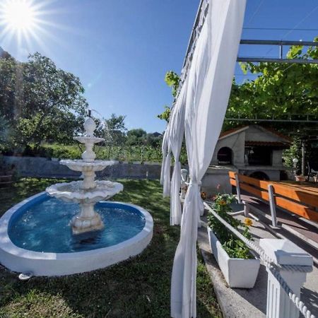 Apartments Mig - With Beautiful Garden Supetarska Draga Esterno foto