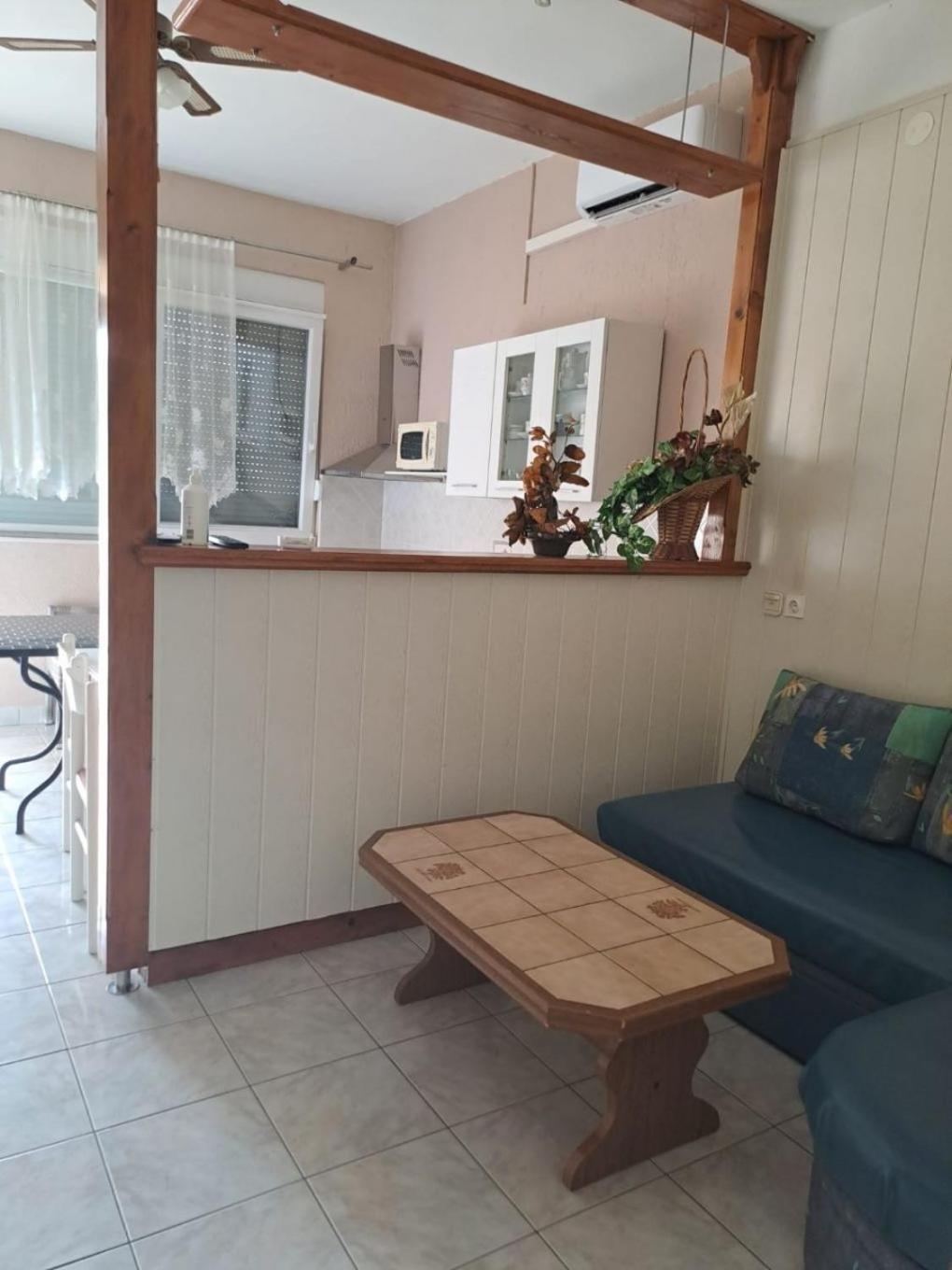 Apartments Mig - With Beautiful Garden Supetarska Draga Esterno foto