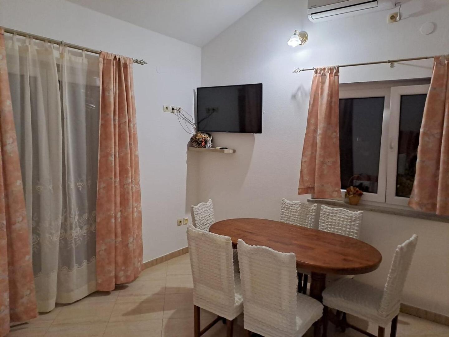 Apartments Mig - With Beautiful Garden Supetarska Draga Esterno foto