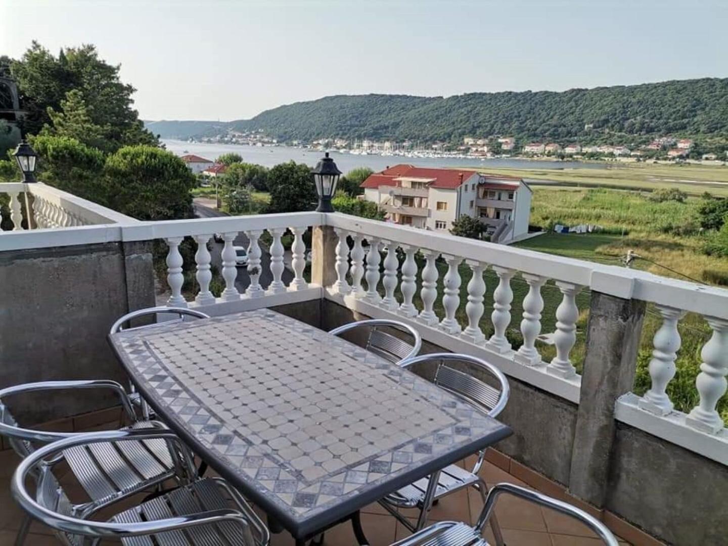 Apartments Mig - With Beautiful Garden Supetarska Draga Esterno foto
