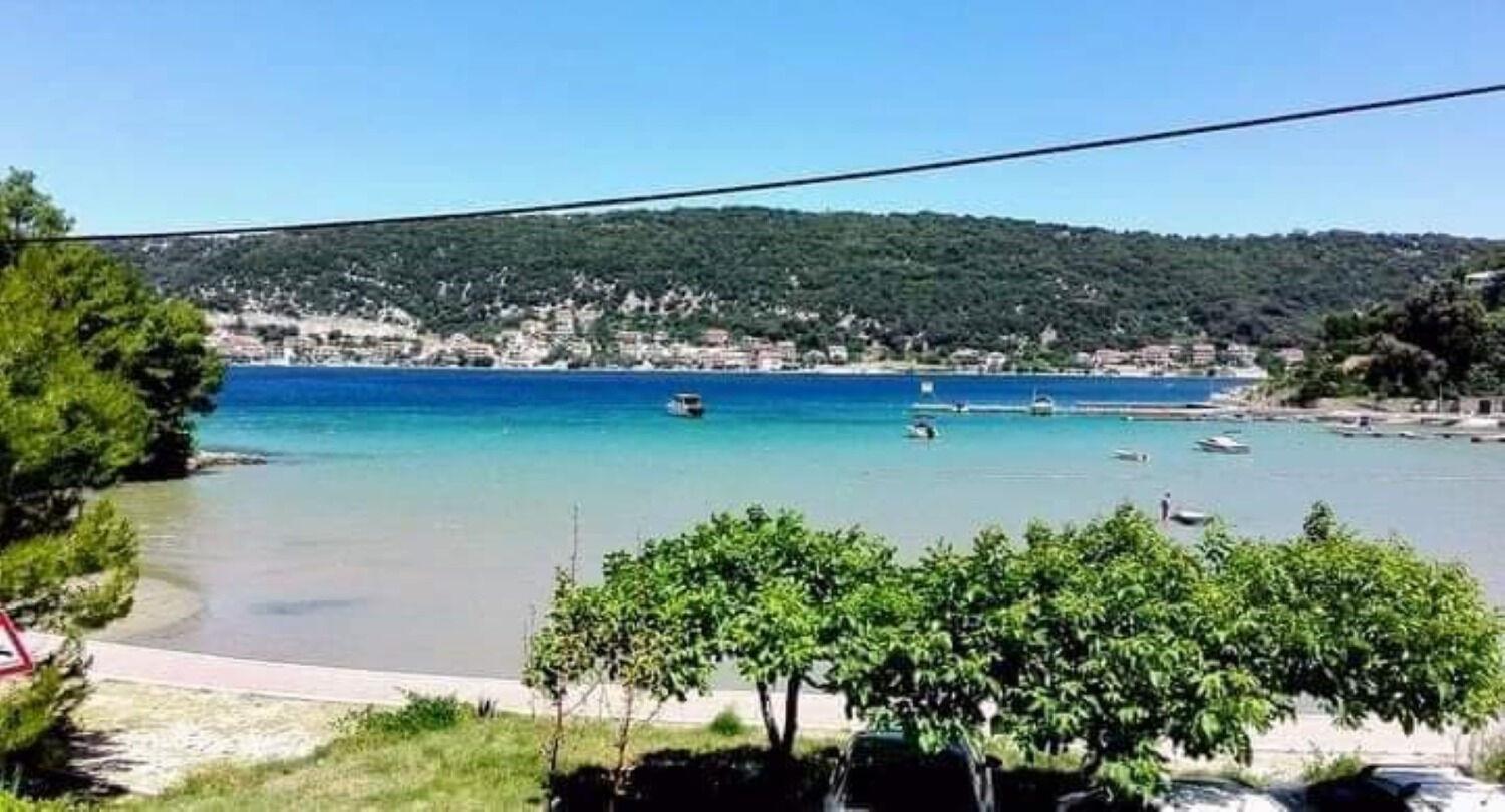 Apartments Mig - With Beautiful Garden Supetarska Draga Esterno foto