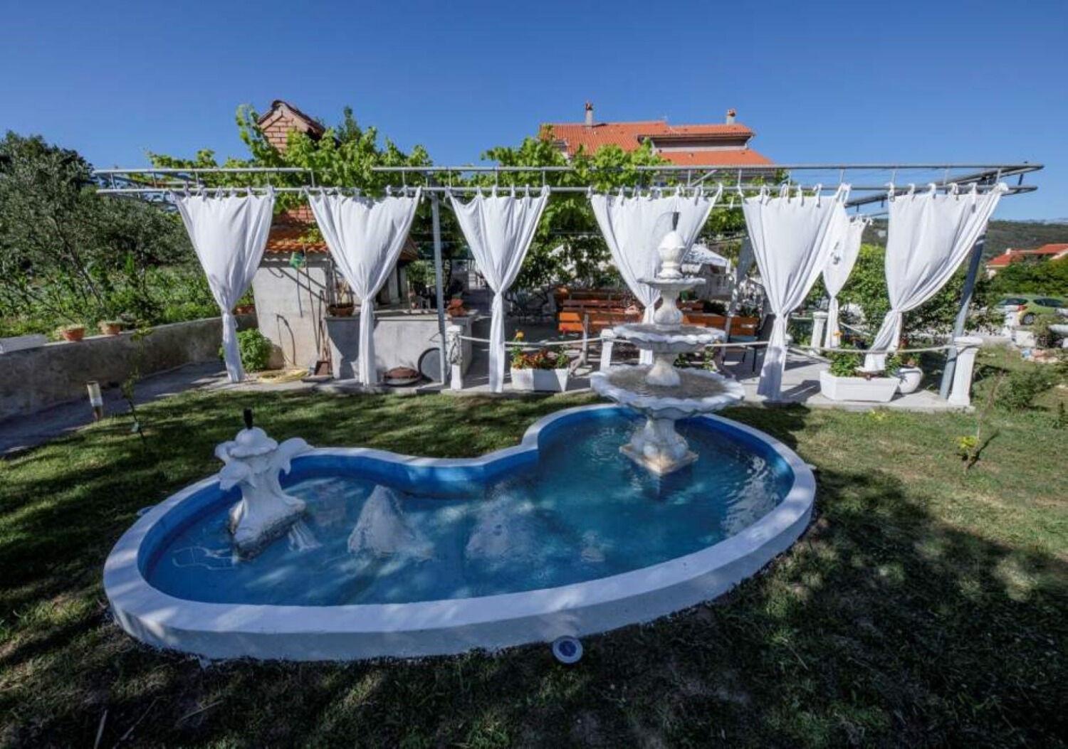 Apartments Mig - With Beautiful Garden Supetarska Draga Esterno foto
