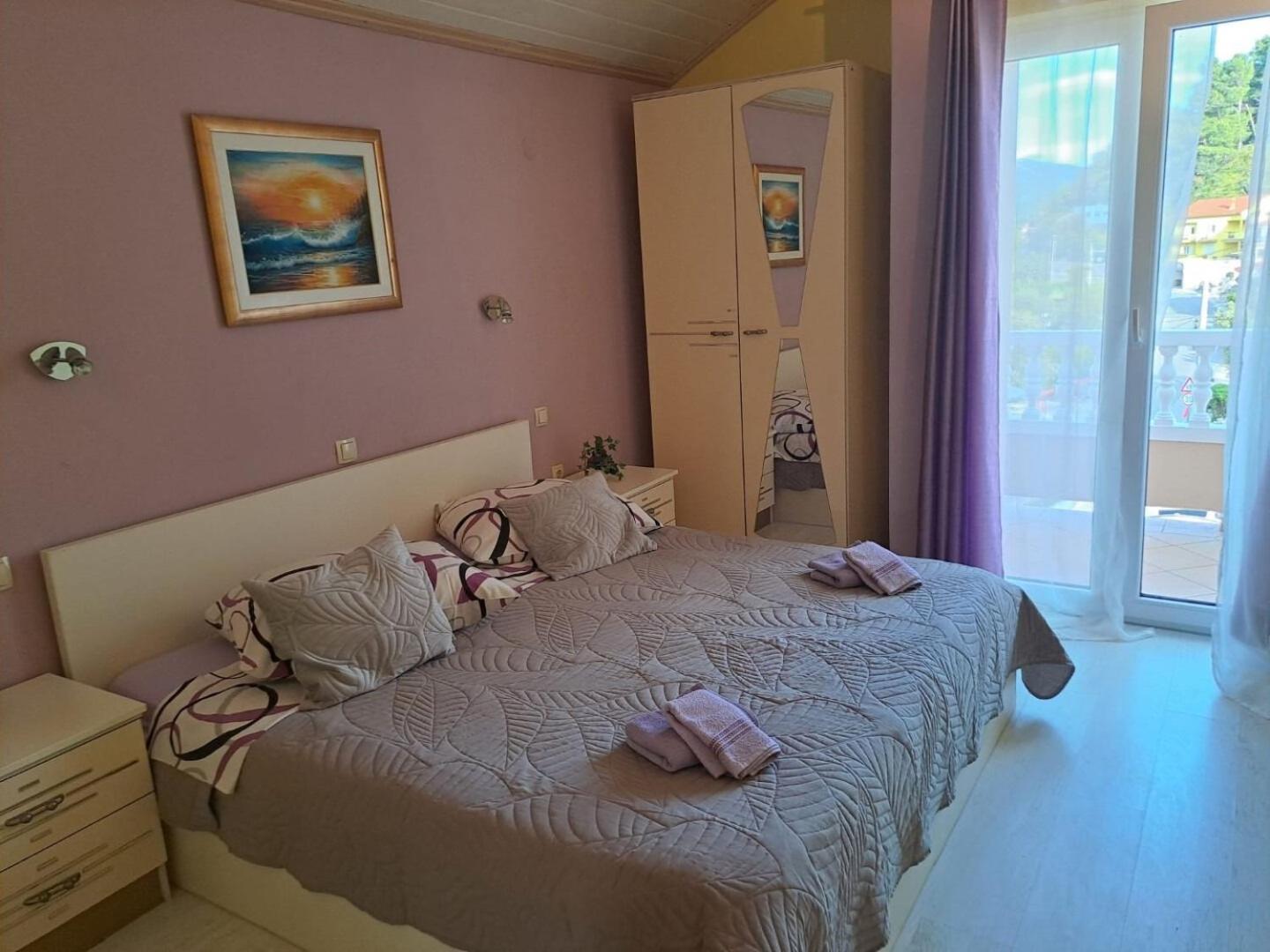 Apartments Mig - With Beautiful Garden Supetarska Draga Esterno foto