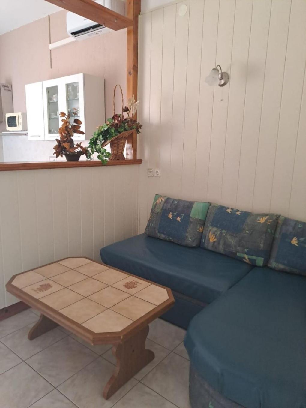 Apartments Mig - With Beautiful Garden Supetarska Draga Esterno foto