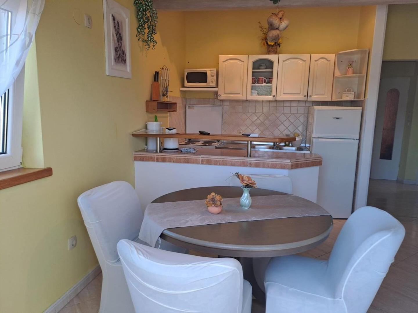 Apartments Mig - With Beautiful Garden Supetarska Draga Esterno foto